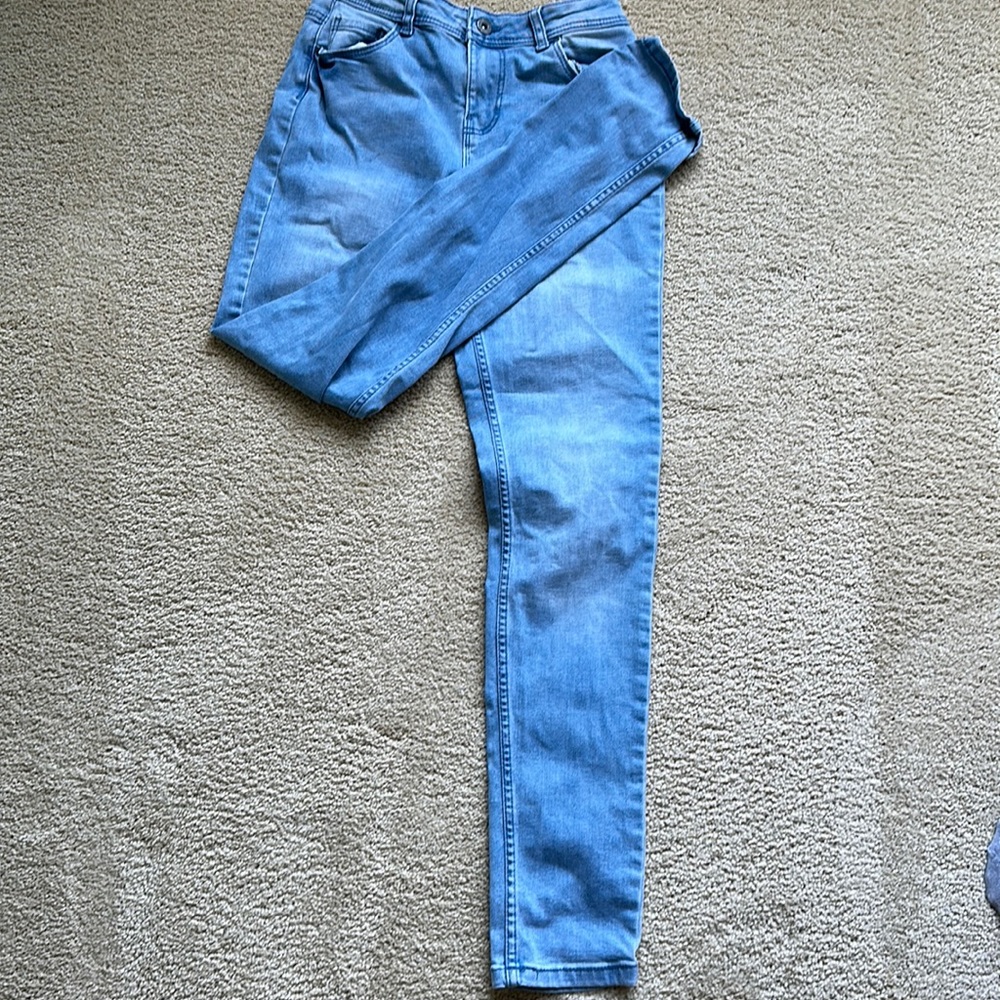 Light blue skinny jeans